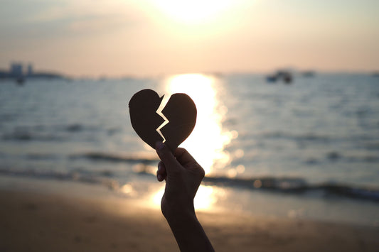 Love Anyway: Healing the Heart Through the Fruit of the Spirit